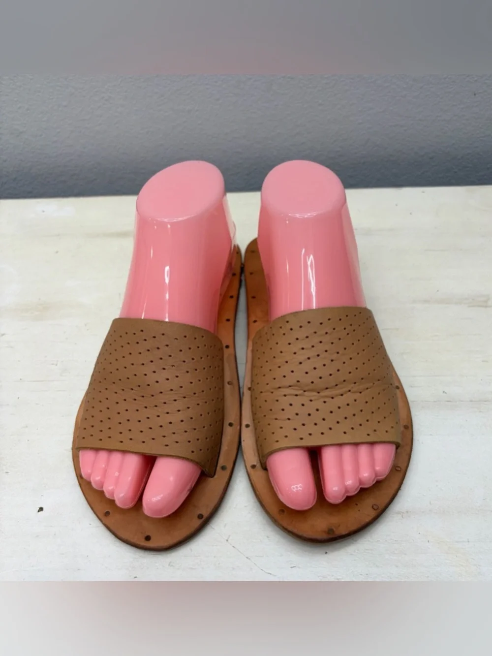 Beek + Vitamin Brown Leather Mockingbird Slide Sandals Size 8